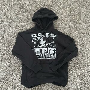 Hollister oversized graphic hoodie